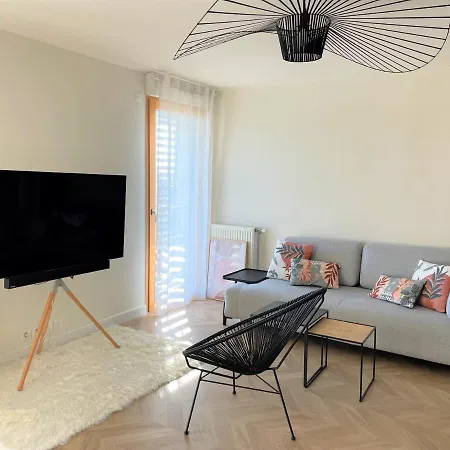 Appart 2P Avec Parking Et Balcon - Gare Val D'Europe 5Mn - Disney 10Mn Montevrain Exterior photo