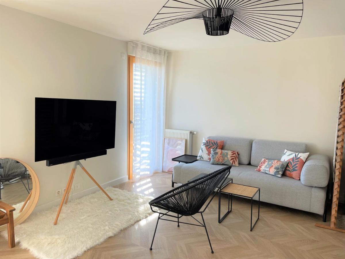 2p Avec Parking Et Balcon - Gare Val D'europe 5mn - 10mn
